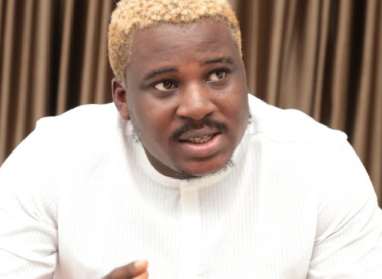 ‘I’ve a crush on Adesua Etomi’ – Isbae U reveals, sends message to husband Banky W